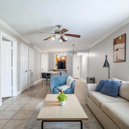Landing At The Hive - 1 Bedroom In Mid City North